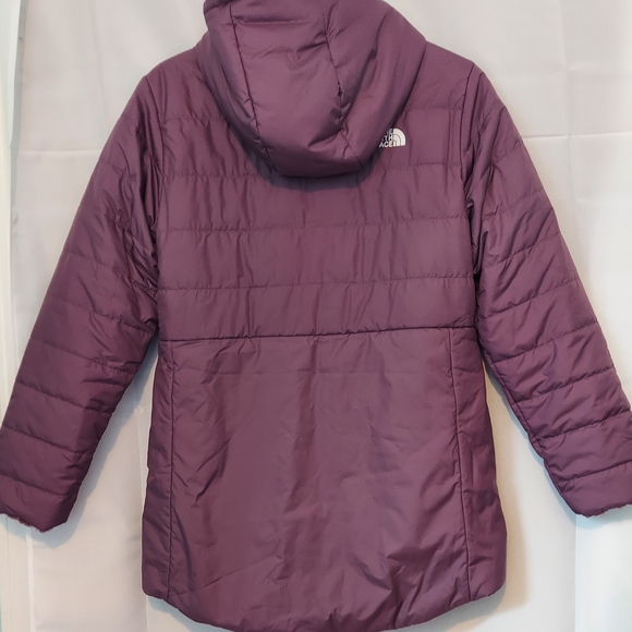 SOLD!! North Face Mossbud Swirl Pikes Purple Reversible Jacket Girls XL (18) NWT - Picture 11 of 16